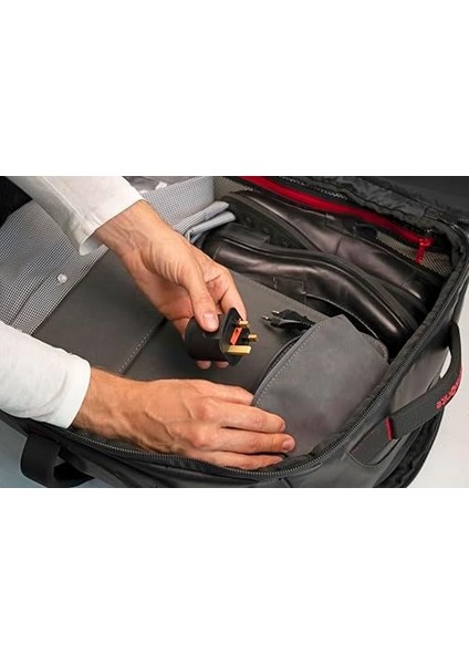 Menashop Seyahat Fişi/seyahat Adaptörü (Ingiltere Prizi ve Avrupa Fiş Için Seyahat Prizi Adaptörü) Renk: Siyah