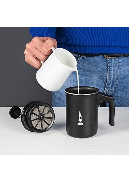 Menashop Metrashop Tutto Crema Süt Köpürtücü 3 Fincan, Çift Süzgeçli, Sağlam Süt Köpüğü Için, 0,16 L, Siyah