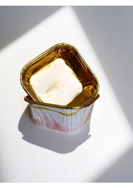 Gold Muffin Kapsül Fırınlabilir Kek Kapsülü Kare 50ADET