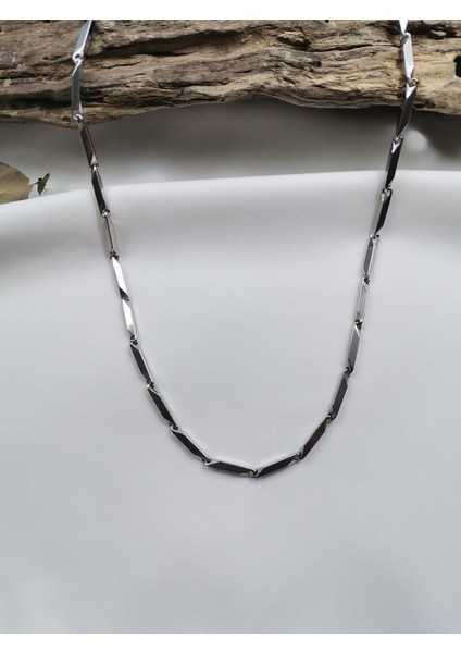 Erkek Gümüş Renk Küp Üçgen Model 316 L Çelik Kolye fiyatları