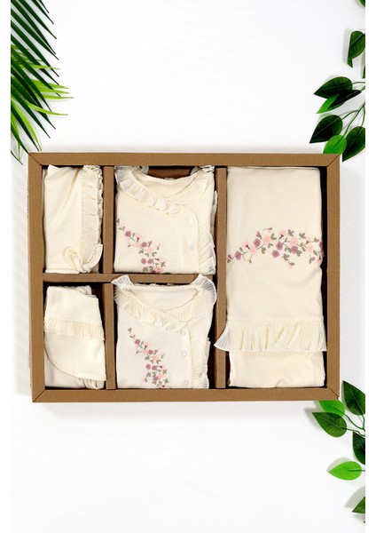 Kız Bebek Krem Lüks Süslü Fistolu Çiçek Nakışlı Dantelli 10'lu Hastane Seti STL6950