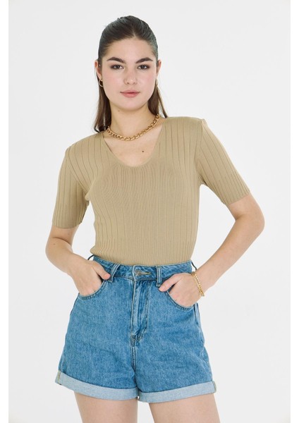 V Yaka Kısa Kol Body