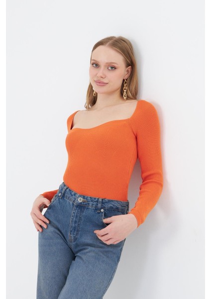 Geniş Yaka Uzun Kol Triko