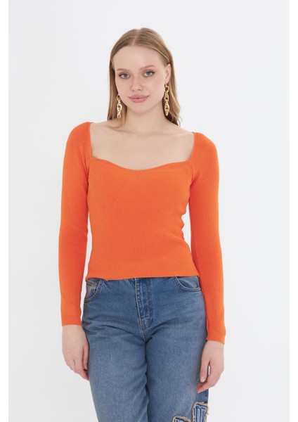 Geniş Yaka Uzun Kol Triko fırsatları