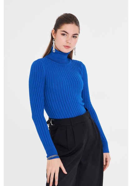 Likrali Bogazli Triko fırsatları