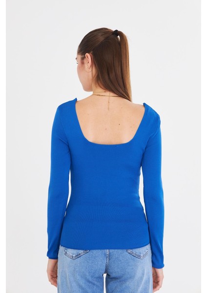 Geniş Yaka Triko fırsatları