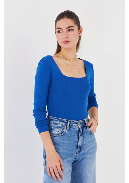 Geniş Yaka Triko indirimleri