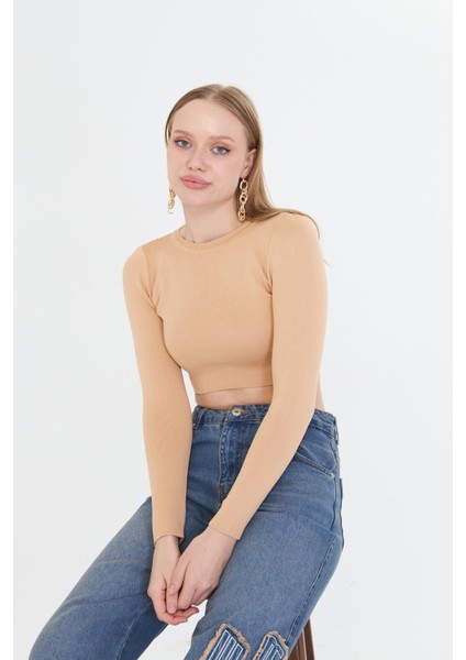 Basic Yaka Crop Kazak fiyatları