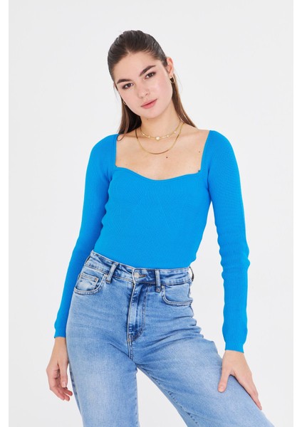 Geniş Yaka Uzun Kol Triko
