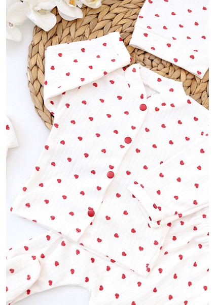 Kız Bebek Beyaz Kalpli Lüks Süslü 5 Li Hastane Çıkışı Yenidoğan Set STL6231 modelleri