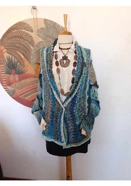 Lacivert Mavi Tarçın Karma Yün Akrilik Tığ Dokuma Motifli El Işi Tasarım Hırka Çıft Yönlü Gıyilebilr fiyatları