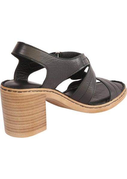 D25YS-2505 Mammamia Sandallet fırsatları