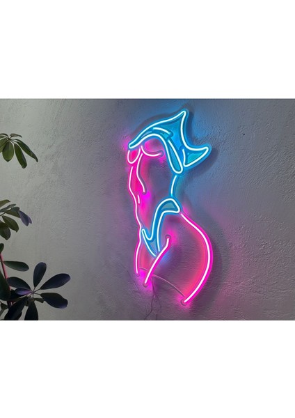 Femme Fatale Neon Metal Duvar Dekor Yazı Temalı Neon