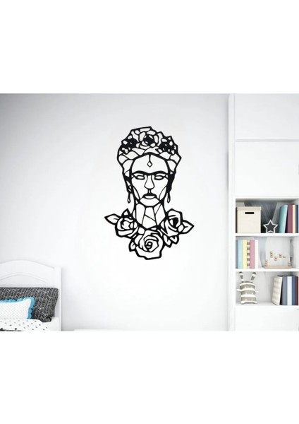 Kadın Figürlü Metal Duvar Dekoru