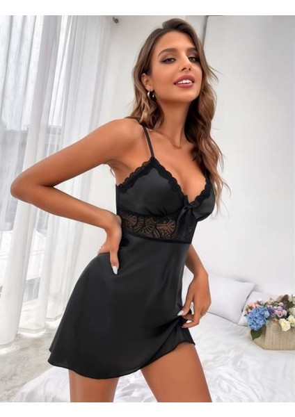 Siyah Kurdele Detaylı Saten Mini Gecelik
