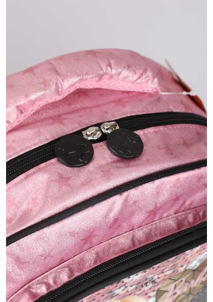 Dekomus Ile Lisanslı Okul,kalem ve Beslenme Çantası,matara,beslenme Kabı Ile Kırtasiye Okul Seti fırsatları