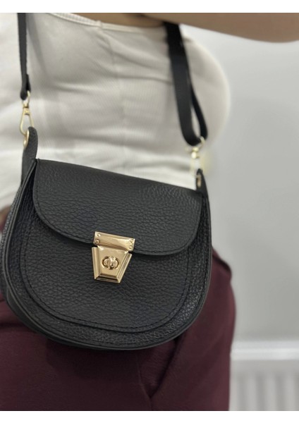 Klasik Kapaklı Siyah Cilt Çanta indirimleri