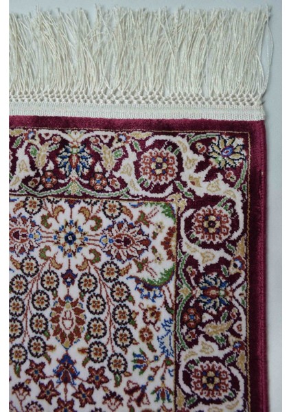 Bambu Iplikten Dokuma Parlak Tuşeli Hereke Desenli Bordo ve Krem Renk Duvar Halısı (30X50 Cm) modelleri