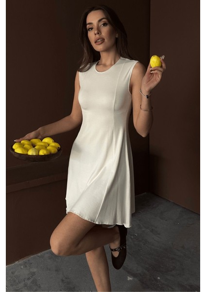 Kadın Stella Buzi Dikiş Detaylı Mini Yazlık Elbise indirimleri