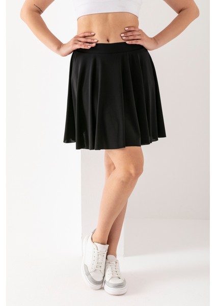 Kadın Siyah Beli Lastikli Volanlı Kloş Içi Şortlu Etek fiyatları