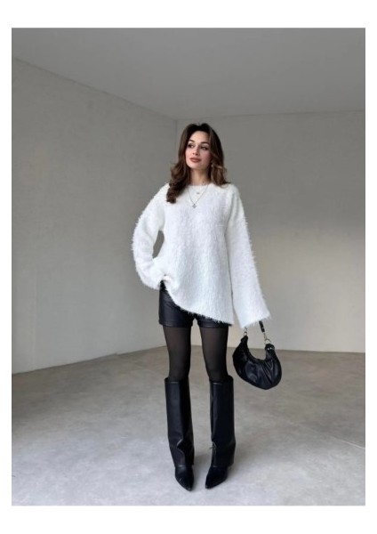 Yumuşak Dokulu Beyaz Kazak fiyatları