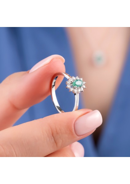 0.36 Karat Pırlanta Zümrüt Yüzük Idl Sertifikalı modelleri