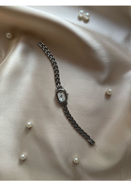 Retro Minimal Boncuk Kordon Vintage Kadın Kol Saati