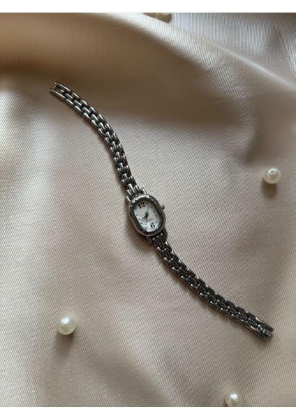 Retro Minimal Boncuk Kordon Vintage Kadın Kol Saati indirimleri