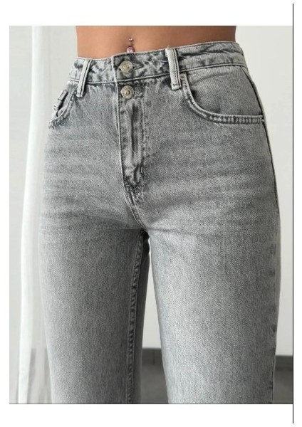 Açık Gri Mom Jean fırsatları