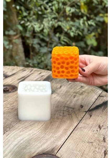 Menashop Metrashop Concept Sünger Küp Mum Kalıbı (Silikon) (1 Adet)