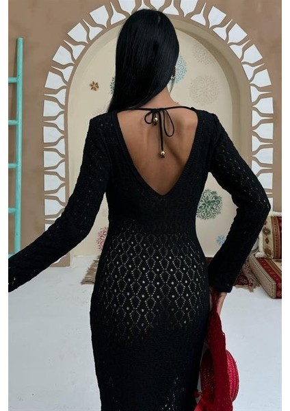 Göğüs Aksesuar ve Pencereli Triko Elbise 2852