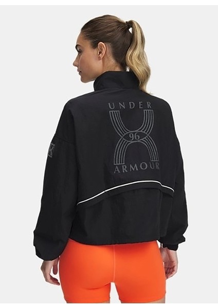 1389567-001 Ua Run 96 Jacket Dik Yaka Loose Fit Baskılı Siyah Kadın Zip Ceket