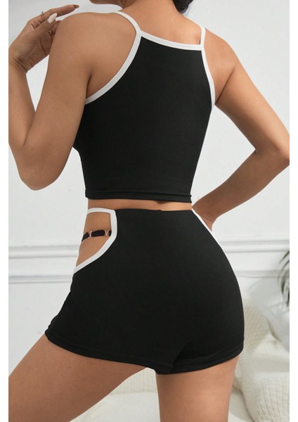 Kadın Siyah Beyaz Şortlu Cut-Out Detaylı Gecelik Takımı