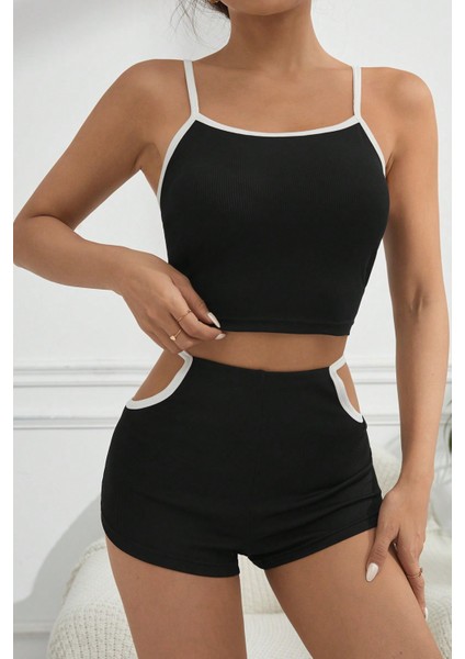 Kadın Siyah Beyaz Şortlu Cut-Out Detaylı Gecelik Takımı