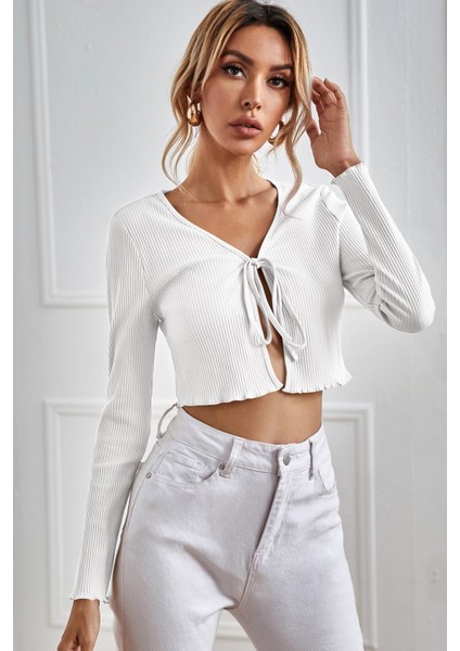 Kadın Beyaz Uzun Kollu Önden Bağlama Detaylı Crop Top Bluz