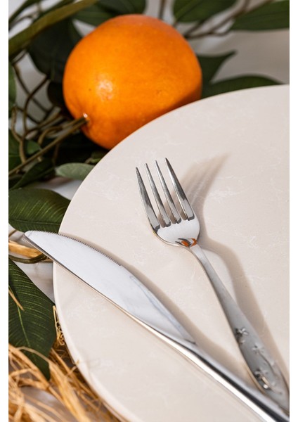 Artemis Beyaz Mermer Yuvarlak Sunumluk ve Kesme Tahtası modelleri