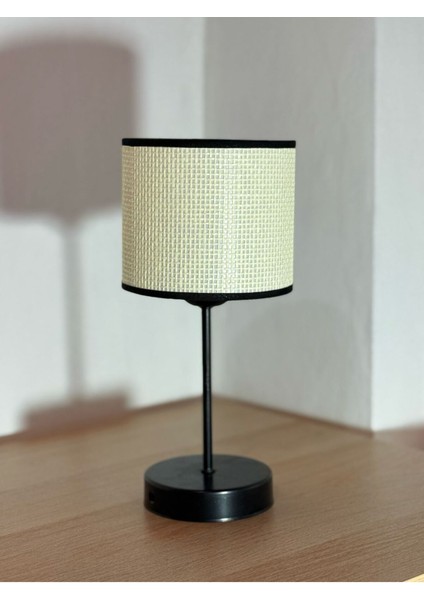 Abajur Tekli Beyaz Hazeran Rattan Şapkalı Hasır Masa Lambası Salon Yata