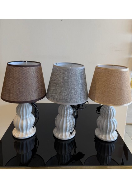 Komidin Üstü Abajur