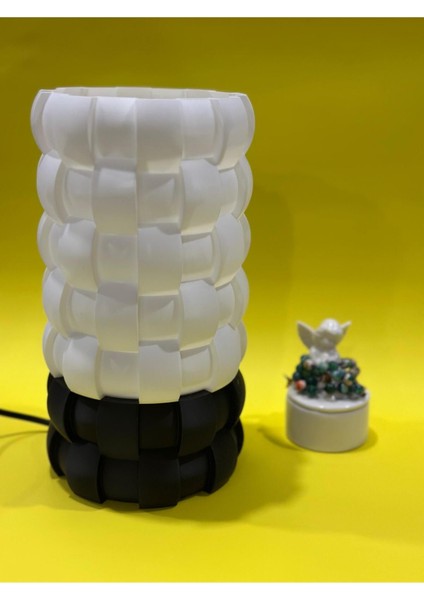 Modern Siyah-Beyaz Hera 3D Baskı Abajur – Aç/kapat Anahtarlı, Ampul Hediyeli (25 Cm)