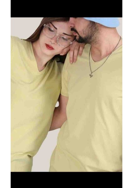 V Yaka Salaş Unisex T-Shirt