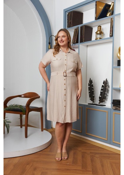 Kadın Kemer ve Cep Detaylı Düğmeli Kısa Kol Rayon Kumaş Büyük Beden Krem Elbise – Hafif, Şık ve Günlük Konfor