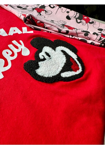 "the Original Mickey" Kırmızı Tişört ve Mickey Desenli Tayt Takım fırsatları