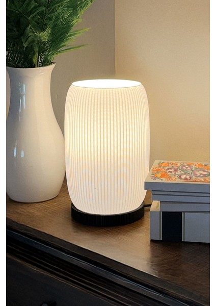 Bulg Dekoratif Abajur Masa Lambası Beyaz