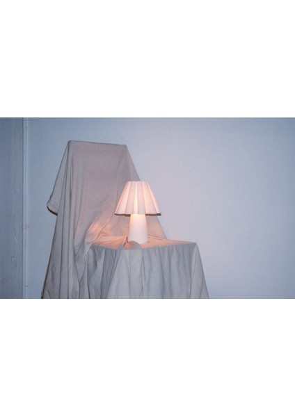 Aura Beyaz Modern Tasarım Salon-Oturma Odası Küçük Boy Abajur Beyaz indirimleri