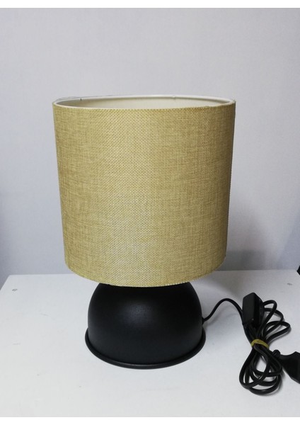 Siyah Metal Ayaklı Abajur Başlığı 4 Renk Seçenekli fiyatları