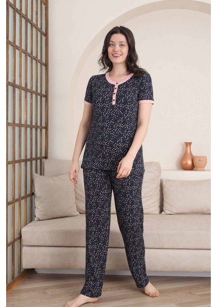 Kadın Lacivert Çiçek Desen Bisiklet Yaka 3 Düğmeli Likralı Viskon Kısa Kol Pijama Takımı