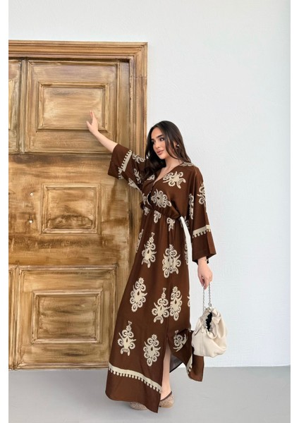 Etnik Desenli Viskon Uzun Kollu Kahverengi Elbise fırsatları