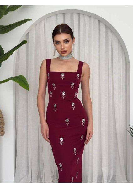 Ners Taş Detaylı Elbise