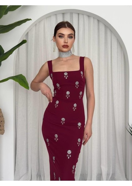 Ners Taş Detaylı Elbise