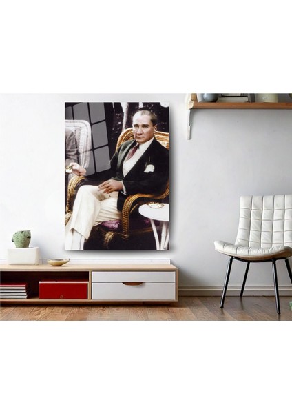 Atatürk Cam Tablo - Dekoratif Duvar Tablosu (Şık ve Modern Tasarım)